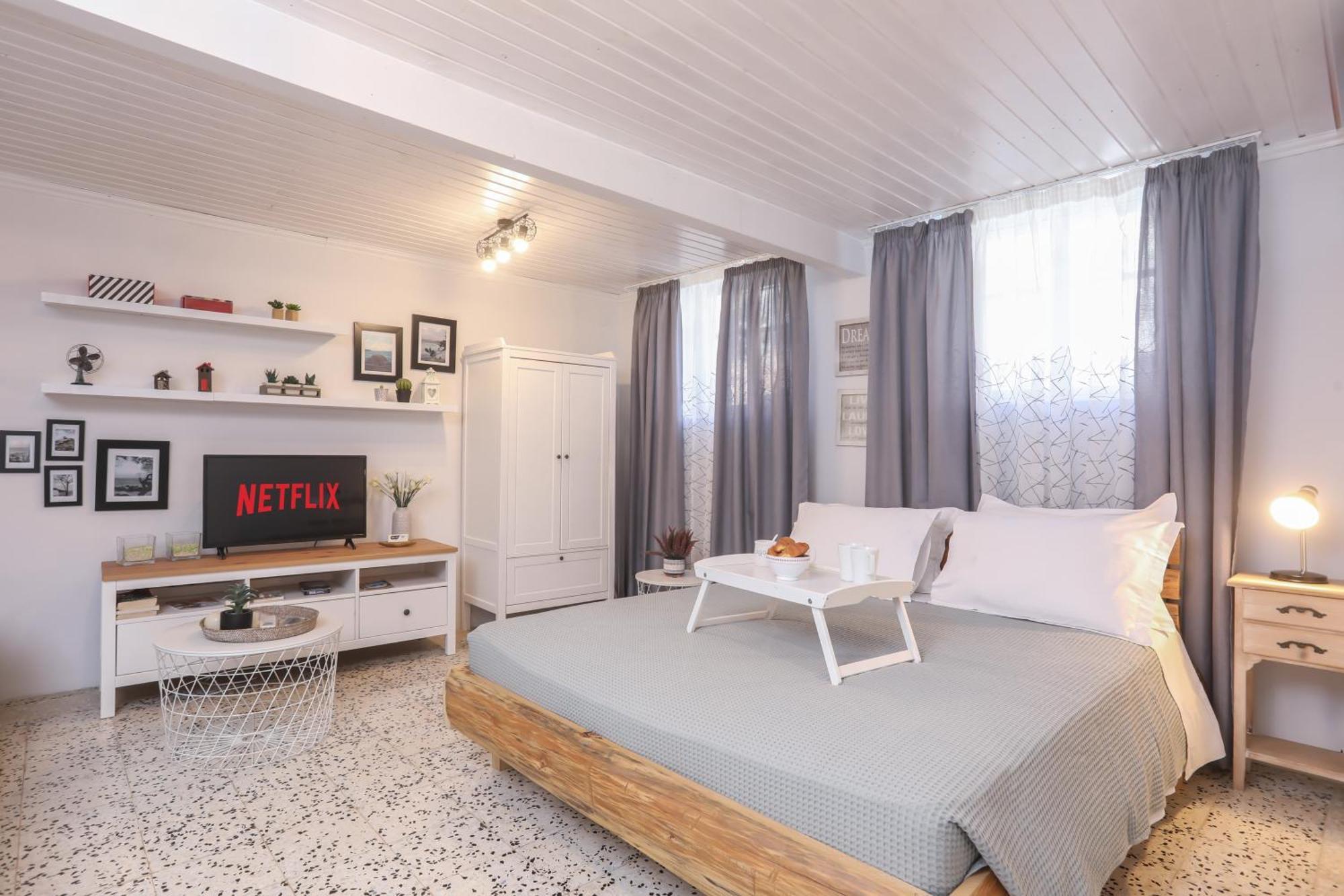 Joannas Sea-View Stone House Apartment Katavolos Bagian luar foto