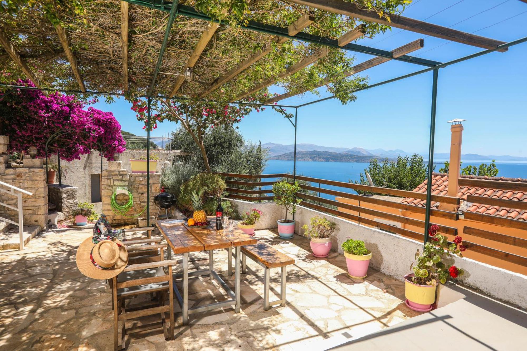 Joannas Sea-View Stone House Apartment Katavolos Bagian luar foto