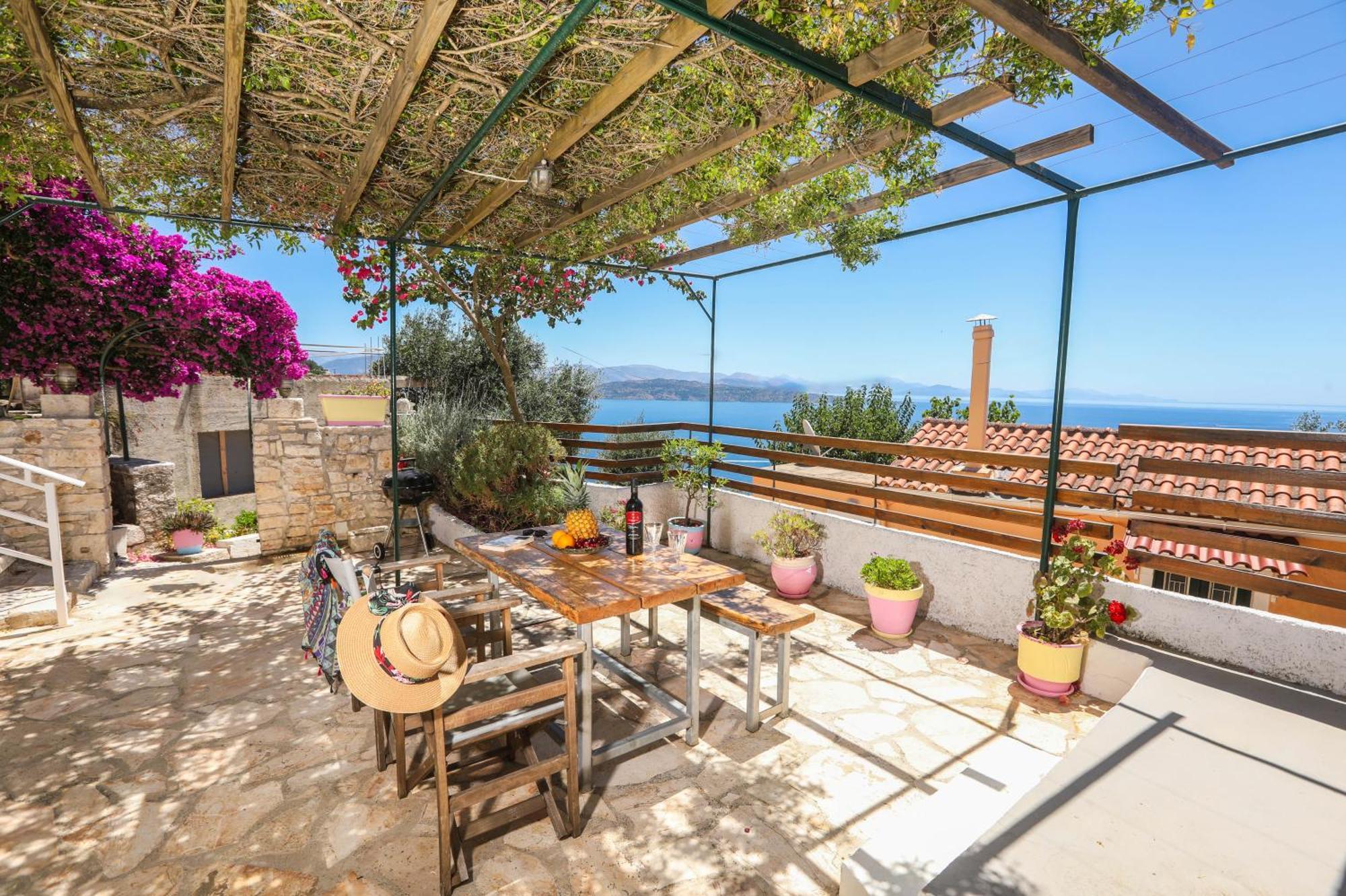 Joannas Sea-View Stone House Apartment Katavolos Bagian luar foto
